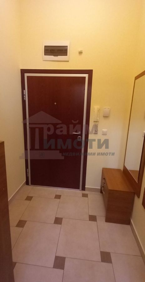 Наем на Апартамент в Център, София – снимка 8