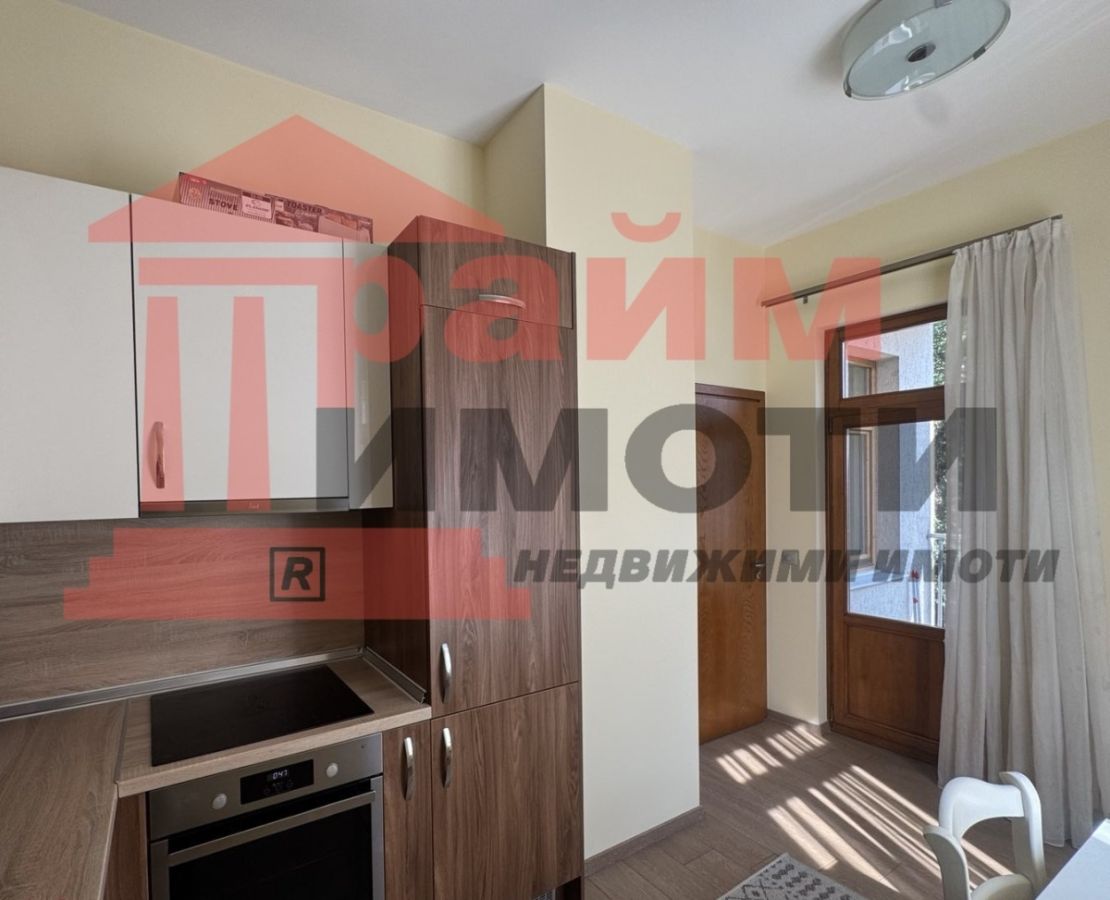 Наем на Апартамент в Център, София – снимка 4