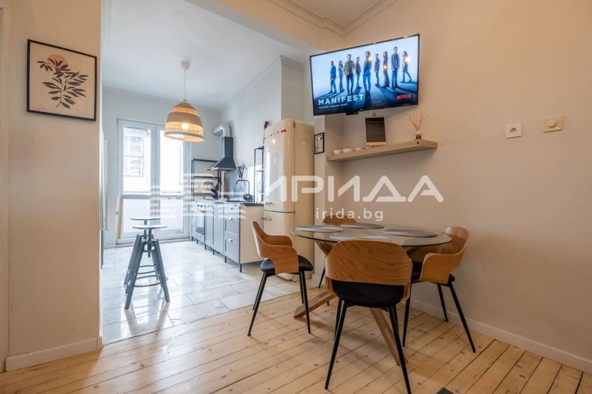 Продажба на Апартамент в Център, София – снимка 2