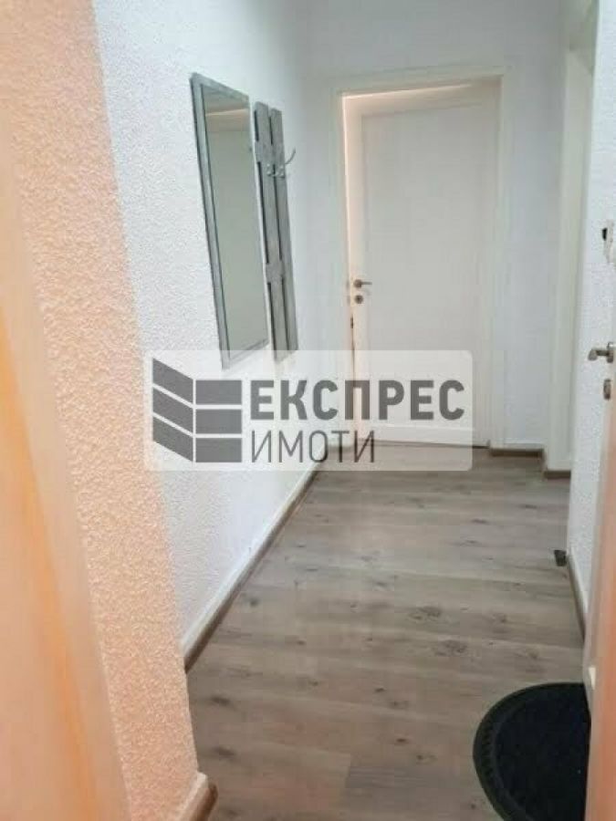 Наем на Апартамент в Център, Варна – снимка 7