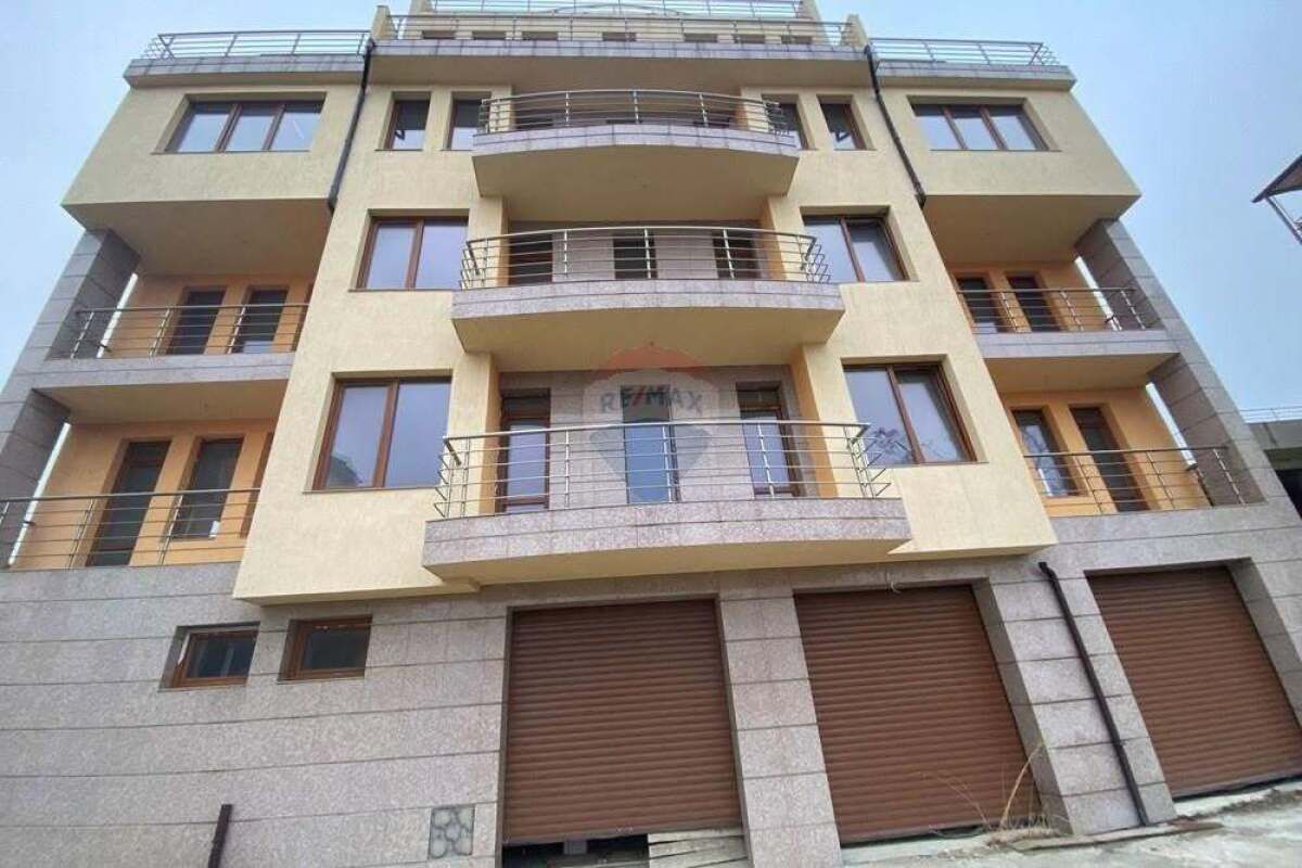 Продажба на Апартамент в , Сандански – снимка 3