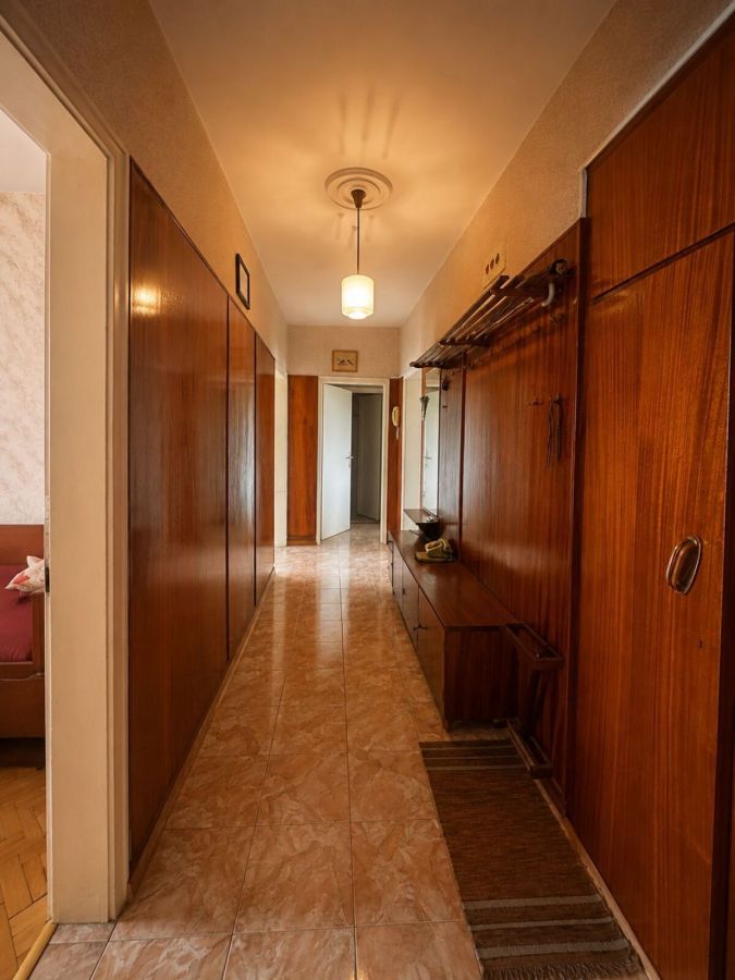 Продажба на Апартамент в , Шумен – снимка 3
