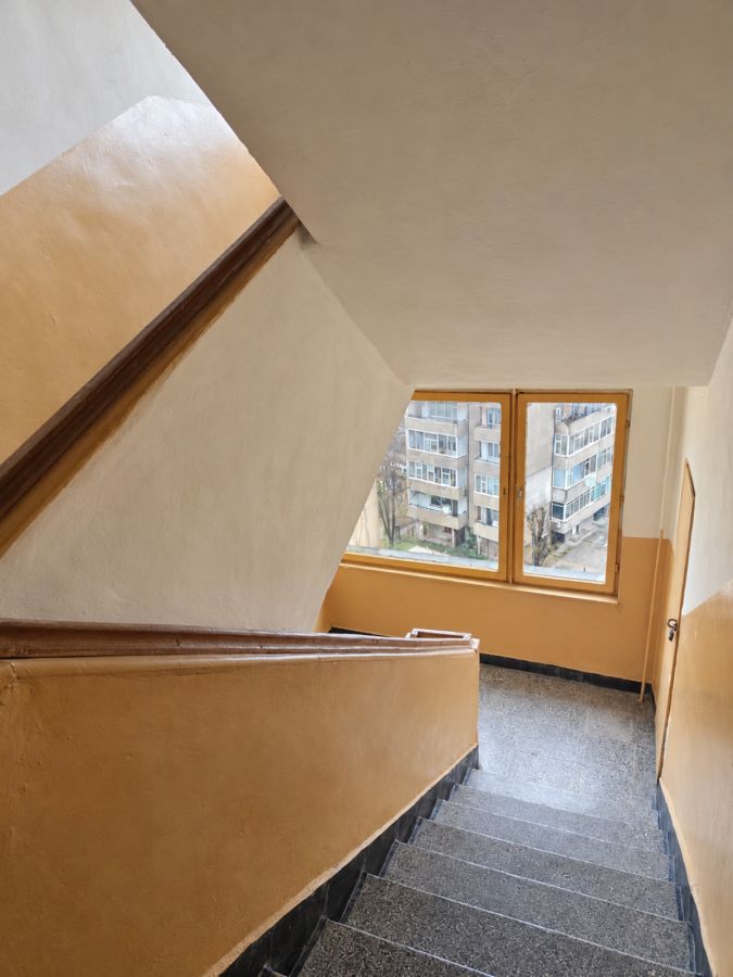 Продажба на Апартамент в , Шумен – снимка 4