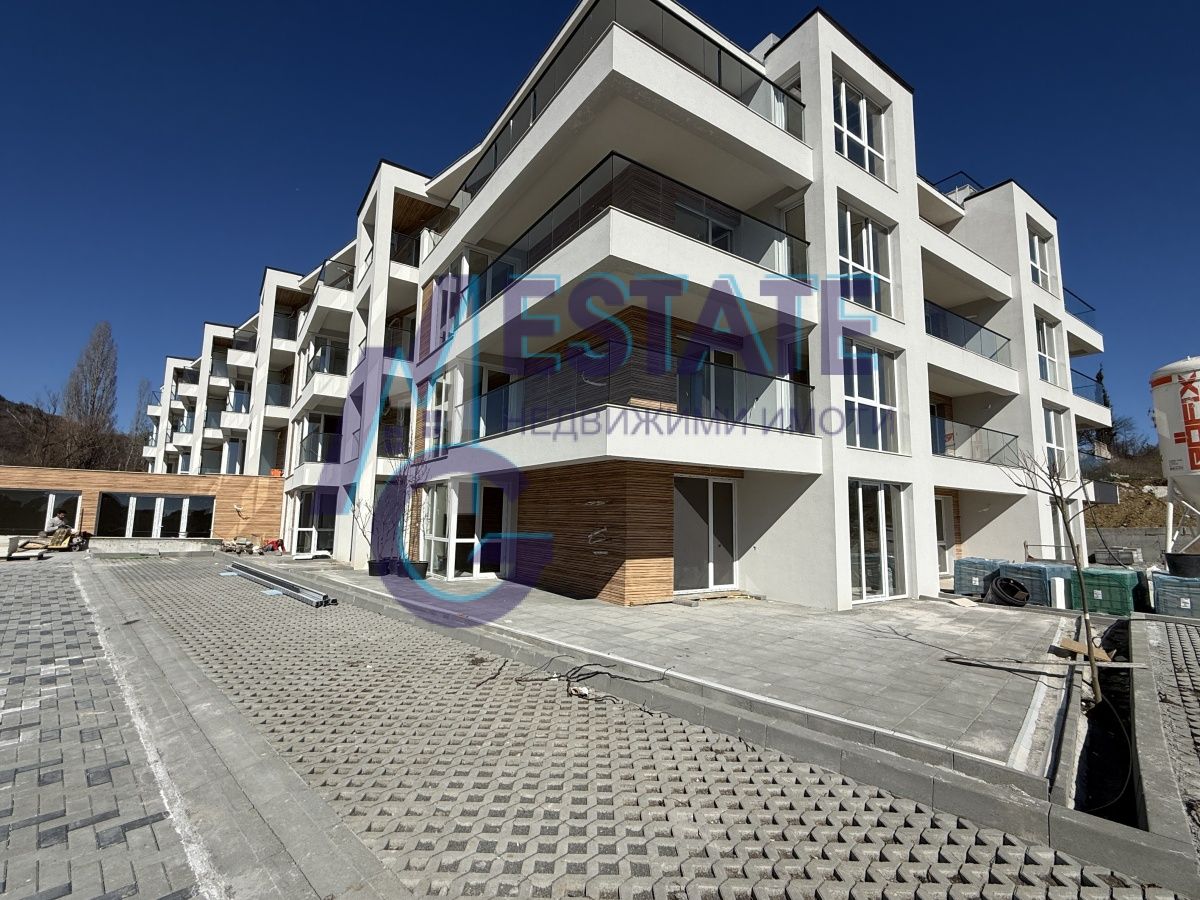 Продажба на Апартамент в , Свети Влас – снимка 1