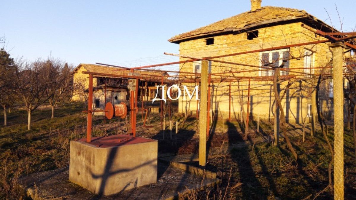 Продажба на Къща в , Плиска – снимка 2
