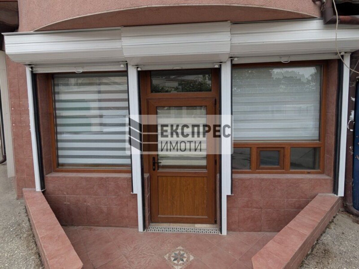 Наем на Офис в Център, Варна – снимка 1